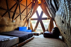 Pearl: Super Lux Premium AC Cottage in Vagator, Goa