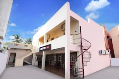 Hotel O Eswar RR Residency, Ranipet