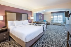 La Quinta Inn & Suites by Wyndham Cincinnati Airpt Florence, Switzerland IN, USA