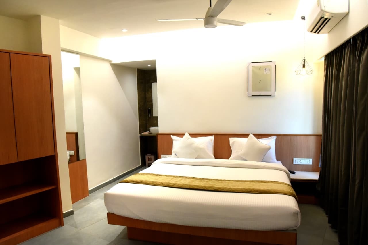 Hotel Peace Park Ratnagiri 4