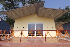 TWINKLE ROSIE RESORT, Chodavaram