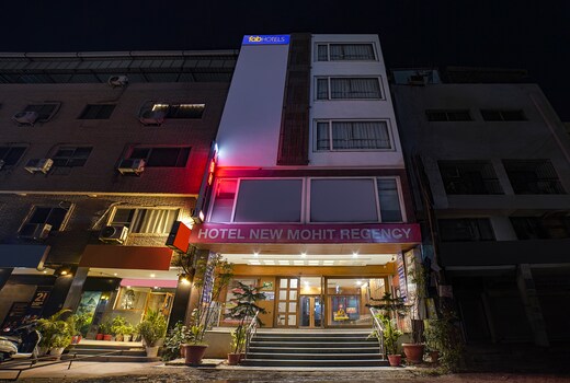 FabHotel New Mohit Regency - Near DB Mall