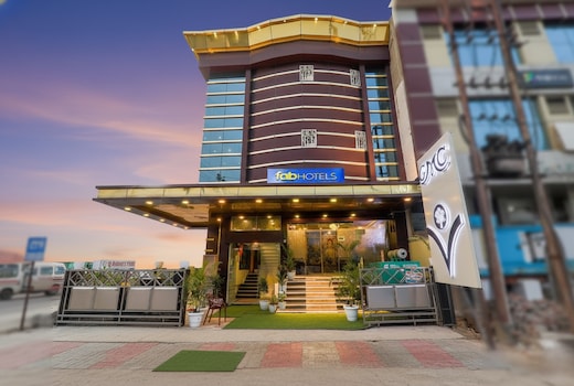 FabHotel GMC Grand