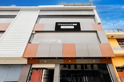 Townhouse Oak Kanpur Anwarganj Railway Station Formerly Royal Residency, Kanpur