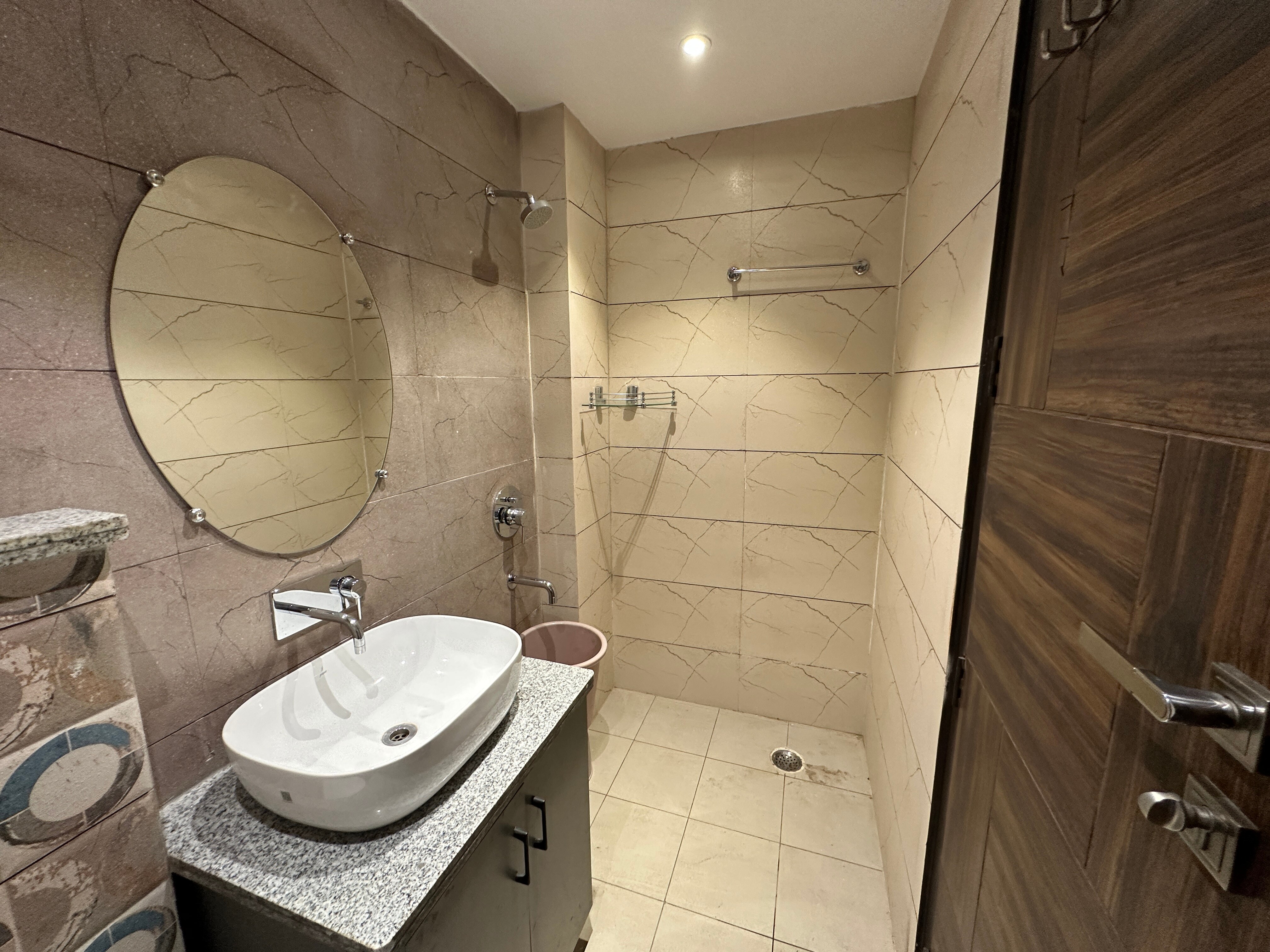 Hillscape gold luxury :  1BHK Rishikesh - Tap to explore photos