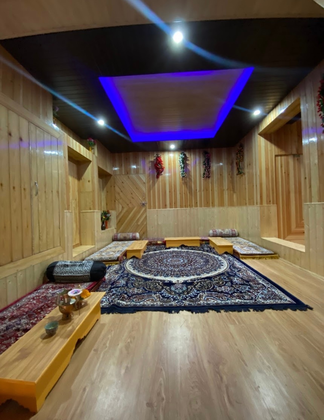 Musafir Homestay Rashil - Tap to explore photos