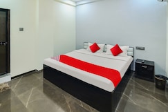 Hotel O Blackgold, Moharli