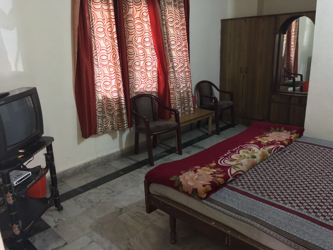AMAR GUEST HOUSE - Tap to explore photos