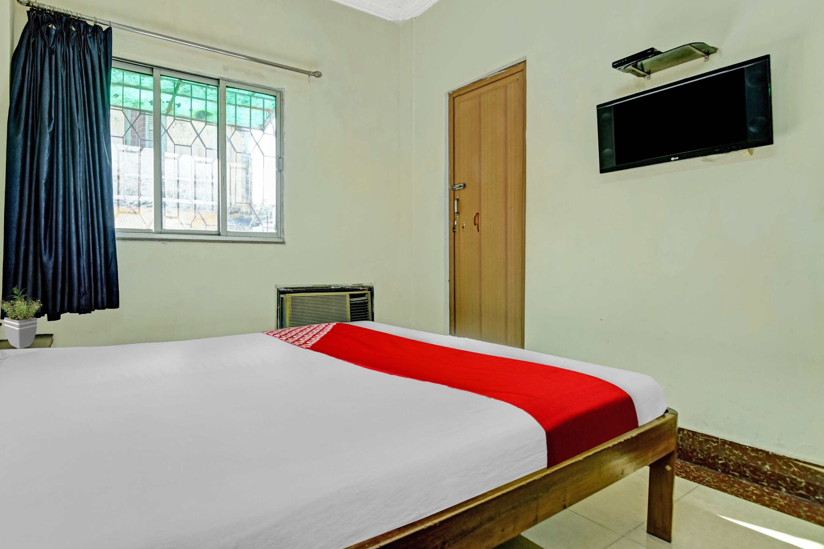 Hotel O jaapon - Tap to explore photos