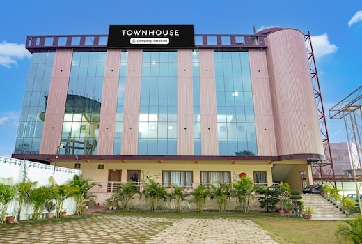 Super Townhouse Awleshpur Crossway Varanasi Formerly Ganga Vatika