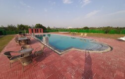 Swimming Pool 1