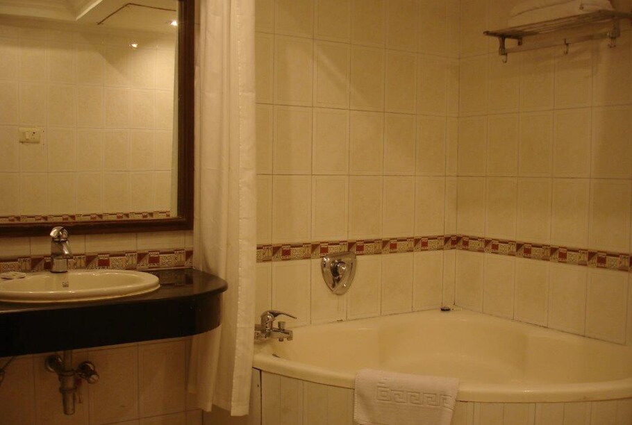 Kyriad Prestige Riverside Amba Ghat by OTHPL Shahuwadi Hotel Price