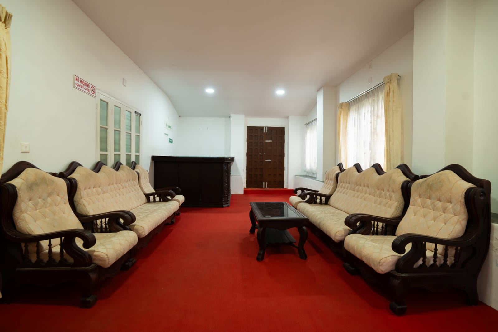 5BHK Private Bungalow in Munnar - Tap to explore photos