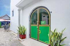 Hotel O Yogyakarta near Jalan Malioboro formerly Malio Inn, Sleman