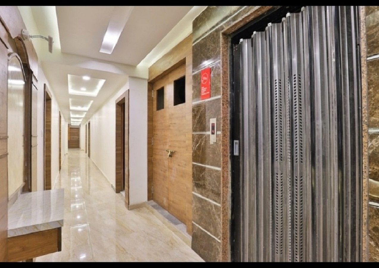 Hotel Shiv Sagar Palace - Tap to explore photos