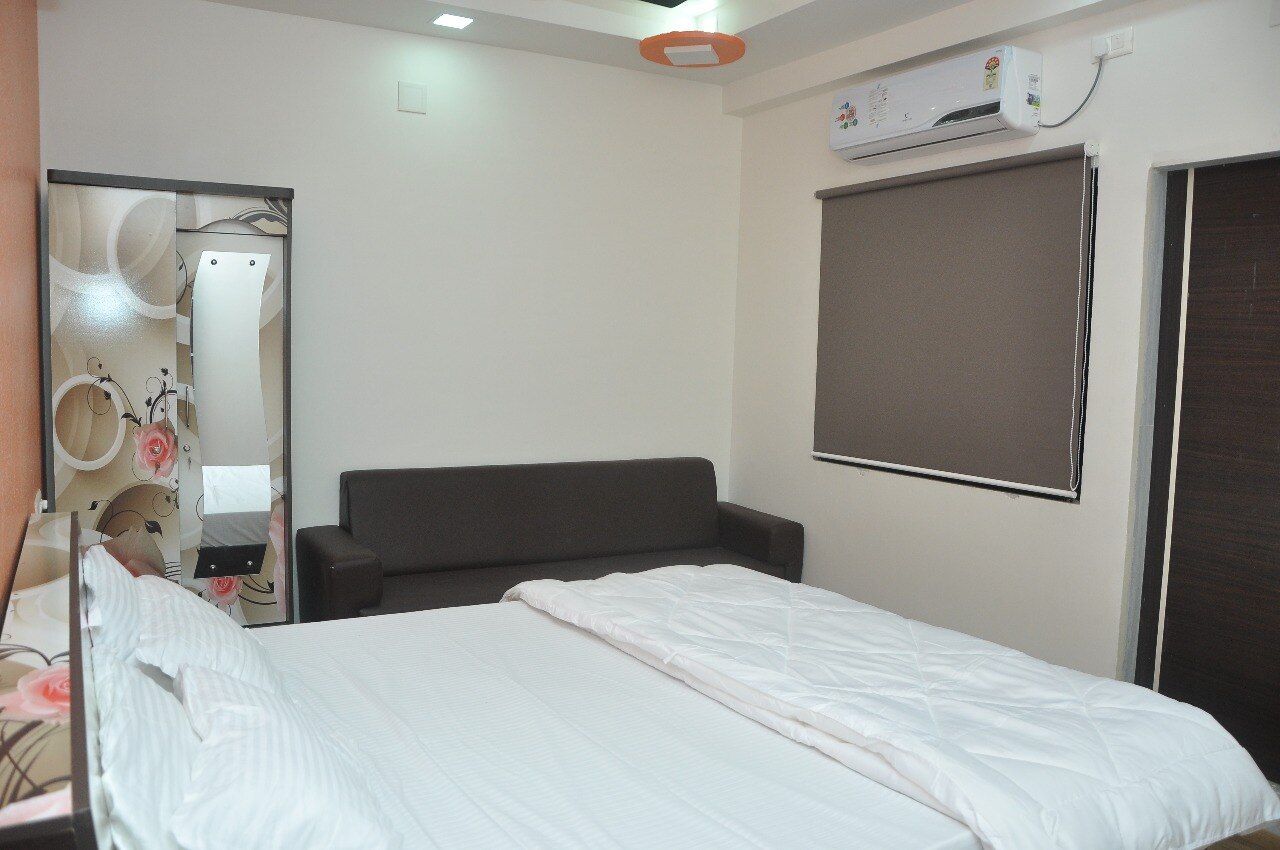 Hotel Shree INN - Tap to explore photos