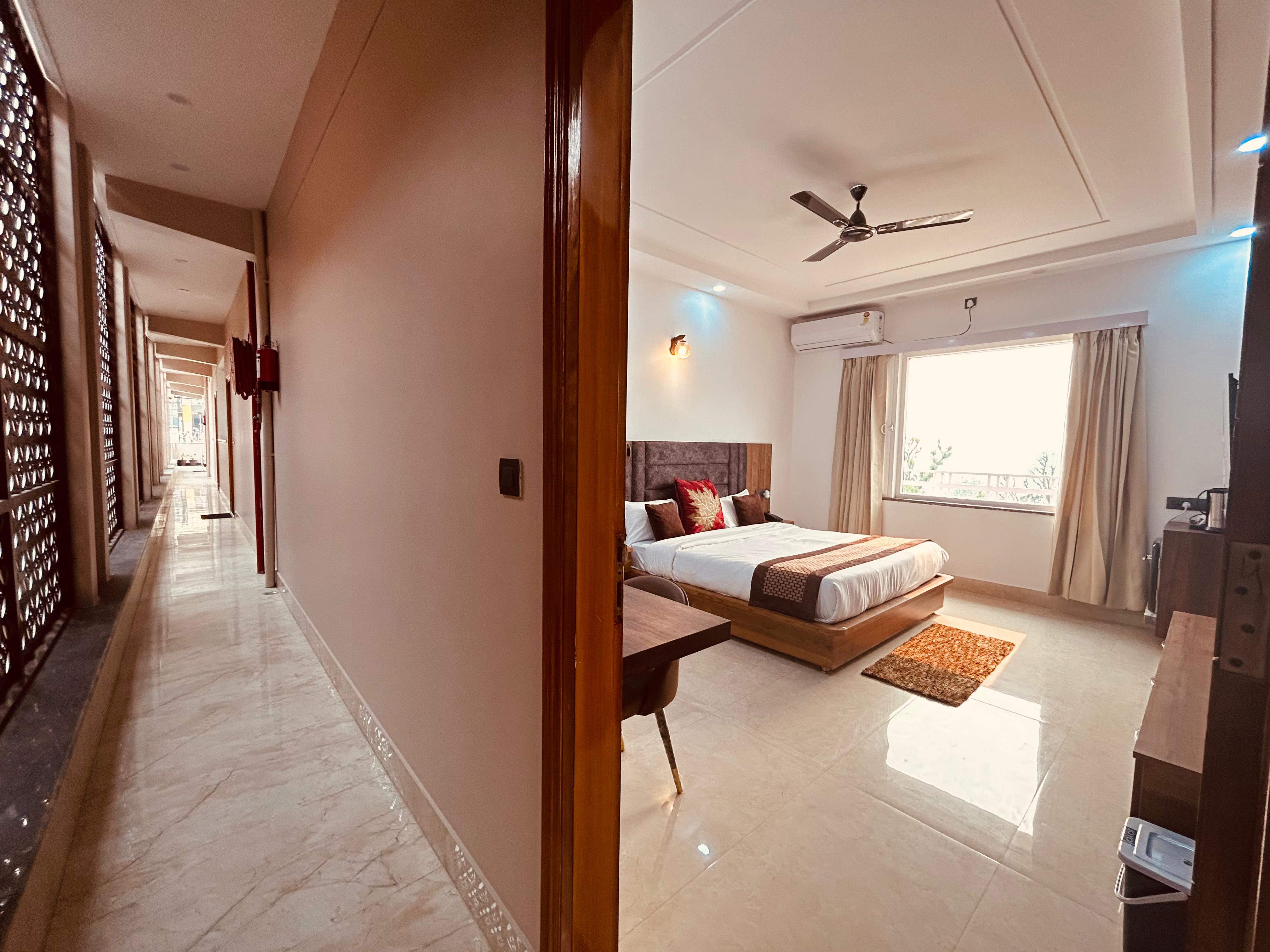 JAYATI PALACE HOTEL (Property With BathTUB Facility) - Tap to explore photos
