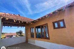 Cold Wave Homestay, Parasia
