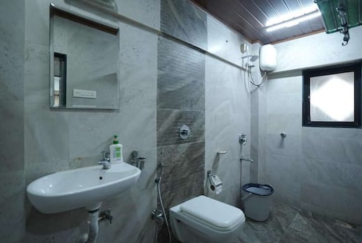 3BHK Apartment in Vashi By Sparks Fly