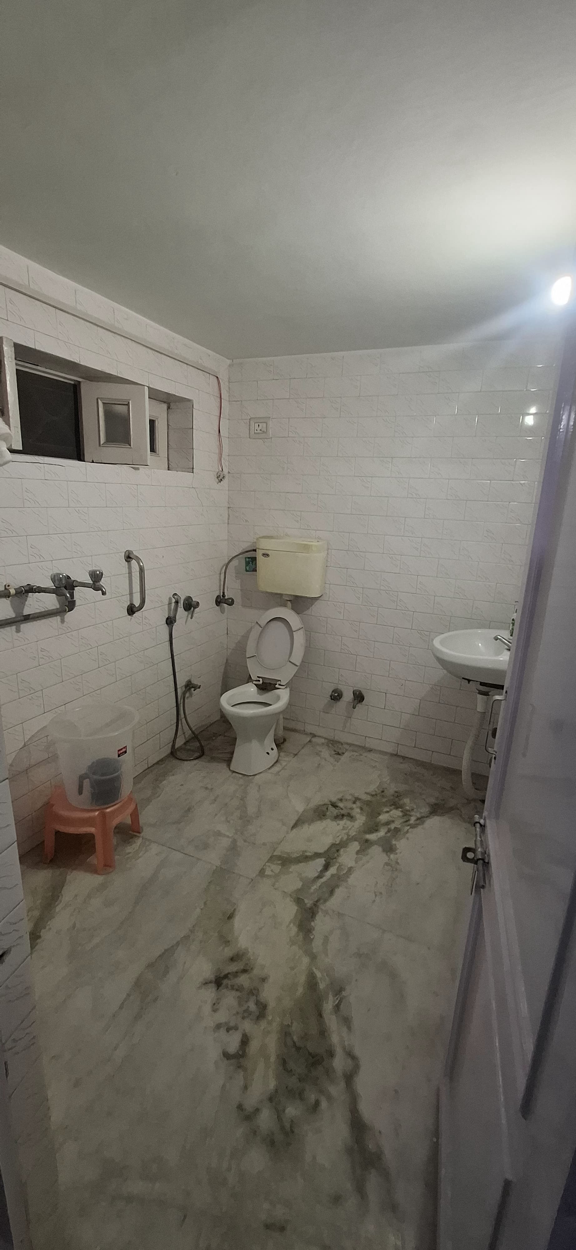 SHANTI GUEST HOUSE - Tap to explore photos