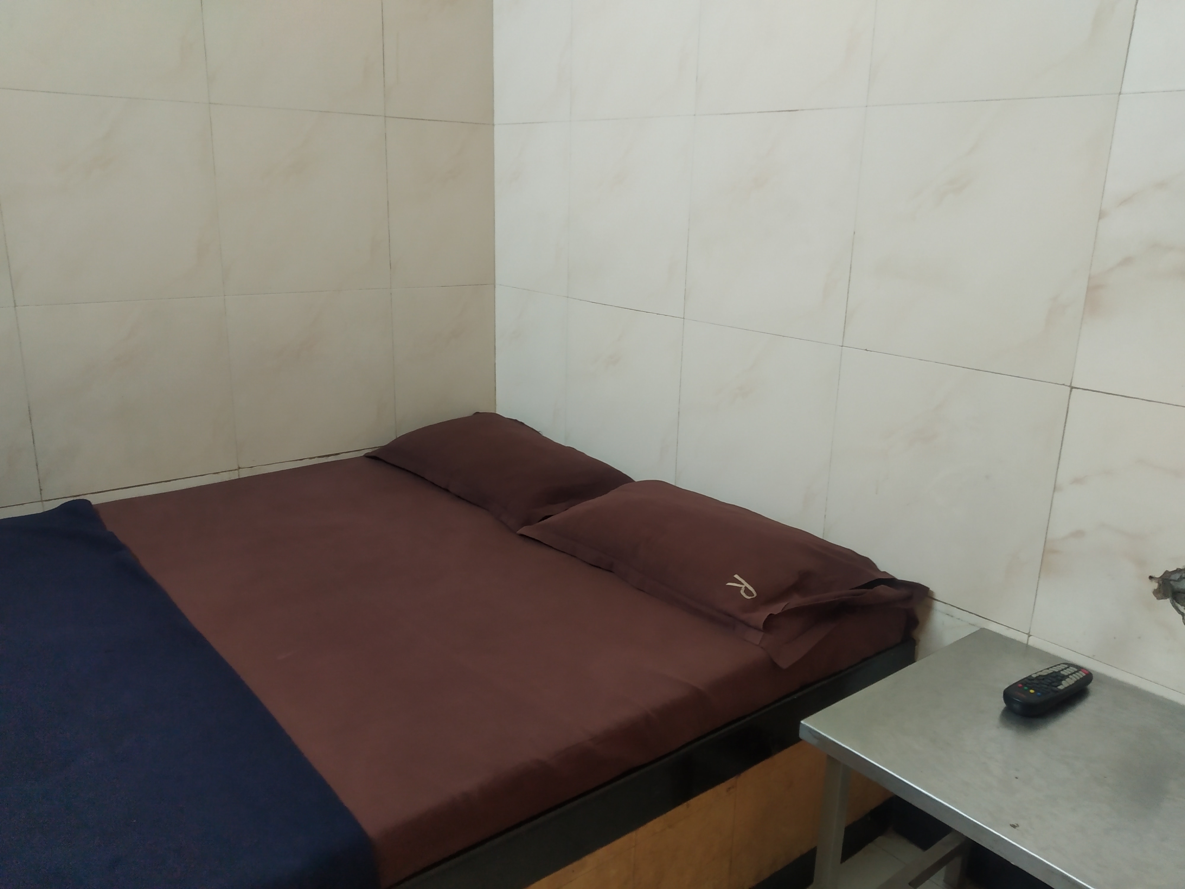 Hotel Radhika Guest House - Tap to explore photos