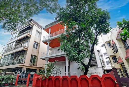 SmartStay by Brill Rooms Near HSBC salt lake