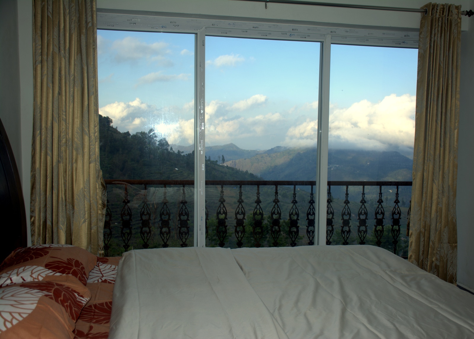 Kodai Santhi Villa | 2 BHK Homestay - Tap to explore photos