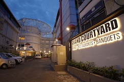 Grand Courtyard Pala, Pala