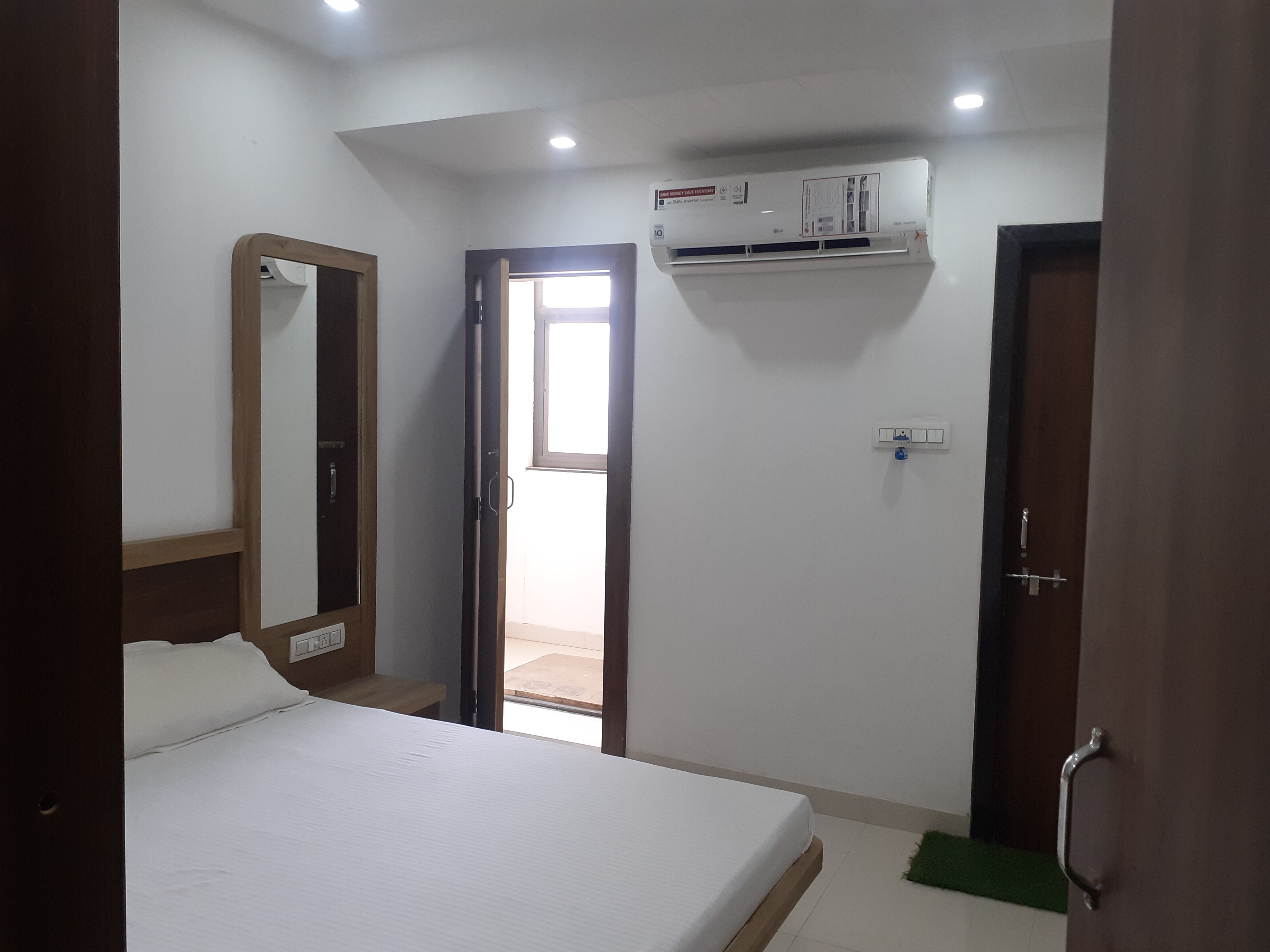 Benda Rejuvenate Hotel - Tap to explore photos