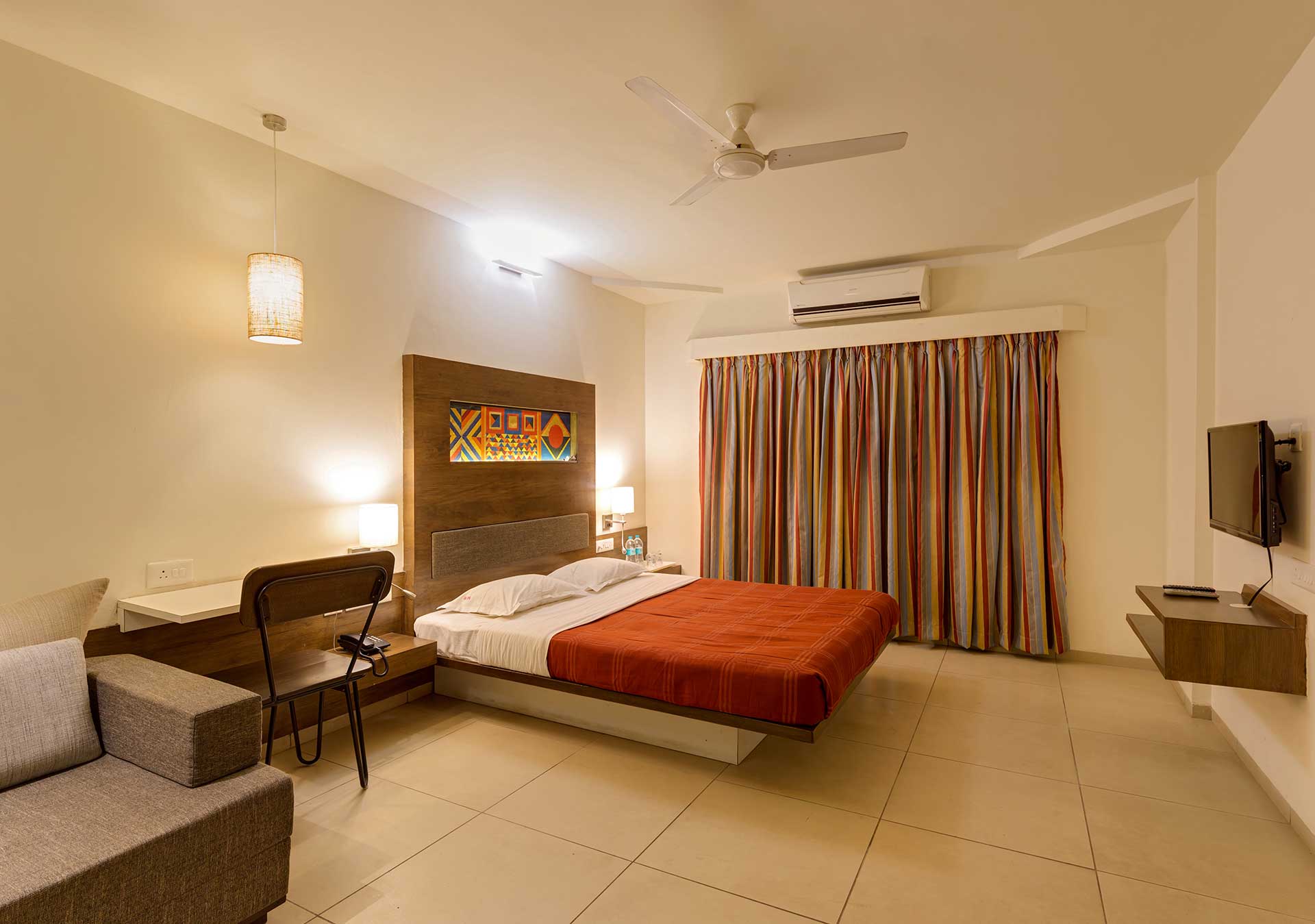 Deluxe Studio Room A/C 1