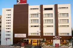 Triguna Clarks Inn Kurnool, Kurnool