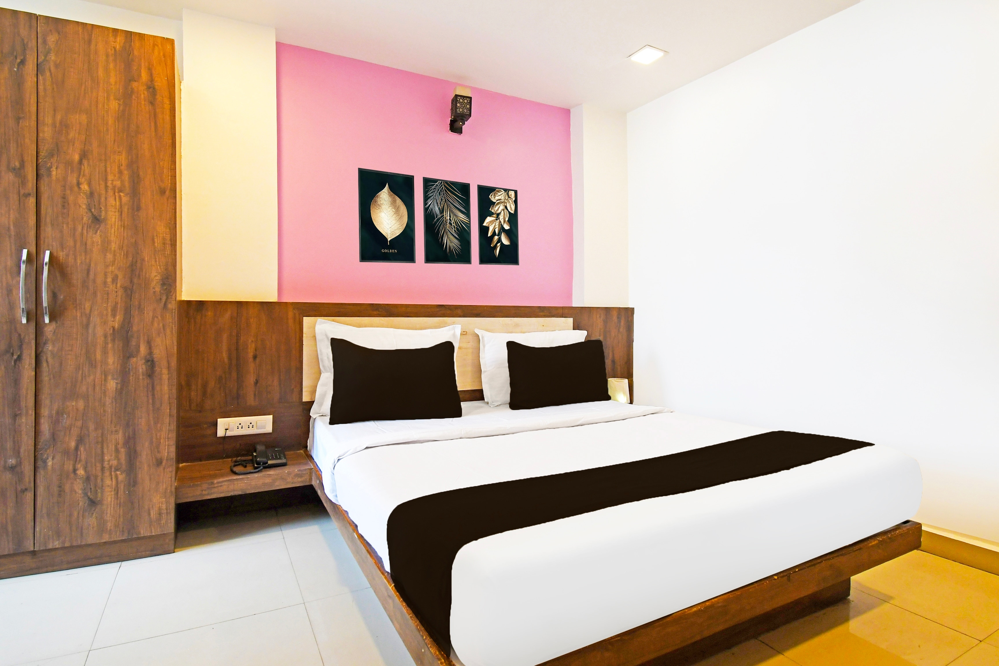 Super Townhouse Mancheswar Bhubaneswar Formerly Kamla Inn - Tap to explore photos