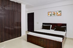 Hotel O Sunshine Hotel, नोएडा