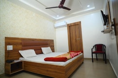 HOTEL GANGA PALACE, Etah