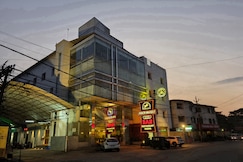 Hotel Finch, Thodupuzha