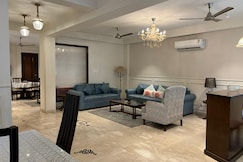 Luxury 3BHK Serviced Apartment Green Park By Short Stay in Delhi, Delhi