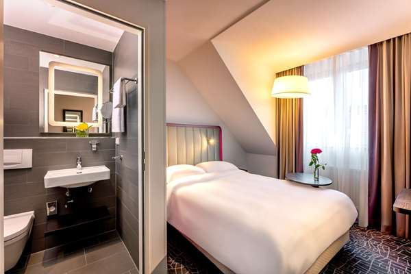 Park Inn by Radisson Nurnberg - Tap to explore photos