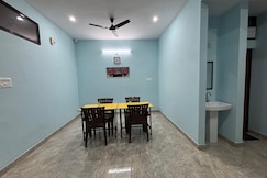 Rangbhoomi pg & guest house, Gwalior