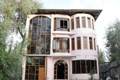 Feroz Guest House, Srinagar