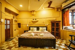 Surja Jaisalmer, Jaisalmer