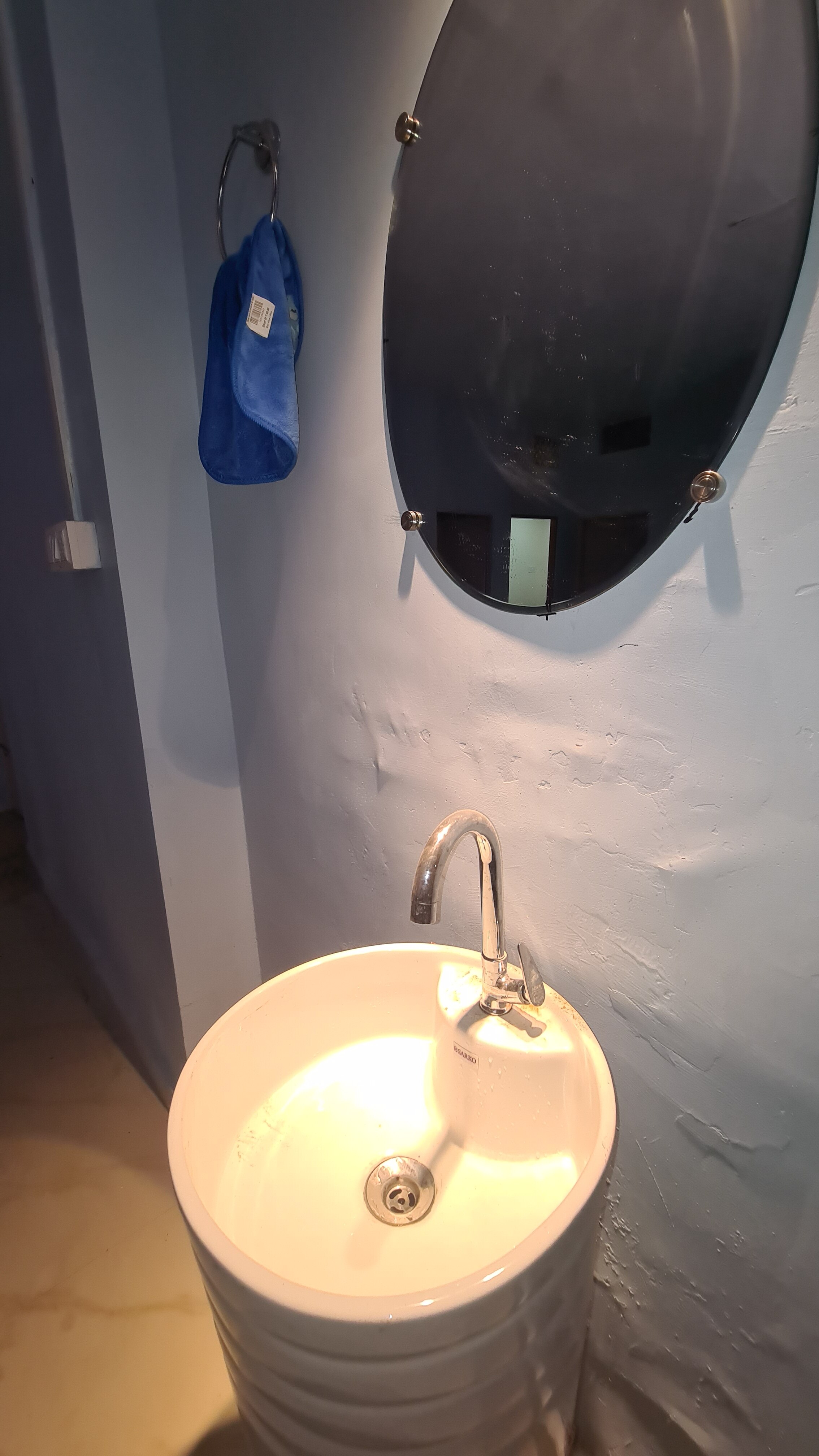 Urvashi Guest House - Tap to explore photos