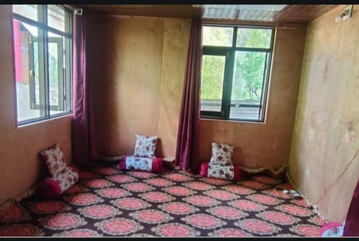 Haq Nawaz Homestay