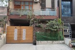 Srivastav Homestay, Noida