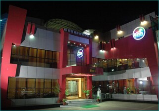 Hotel OASIS