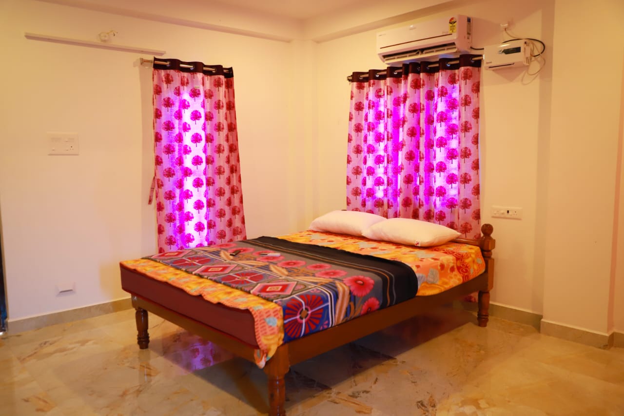 Bhutha Cottage Auroville - Tap to explore photos
