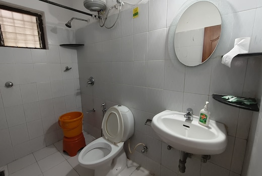 1BHK1-GF-AC | 100mbps-WiFi | WM | BackUp-nr-Candolim