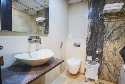 Townhouse Oak New Delhi Central Railway Junction Formerly Uppal International