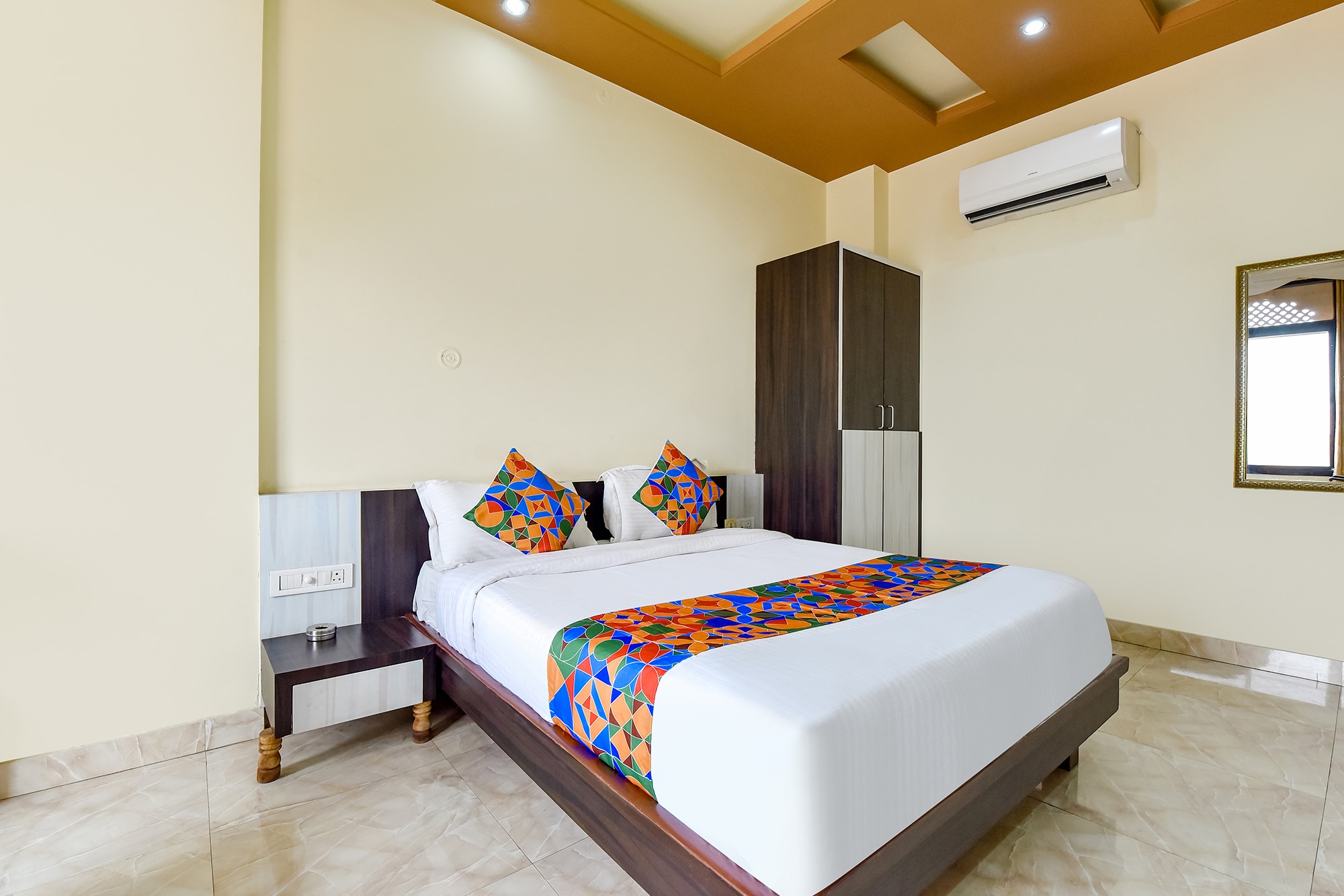 FabHotel Bikaner Heritage - Tap to explore photos