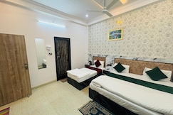 Shri Radhe Radhe | 2 min walk in front of Ram Mandir, Ayodhya