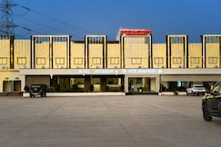 HOTEL RANN FRONT, Bhuj